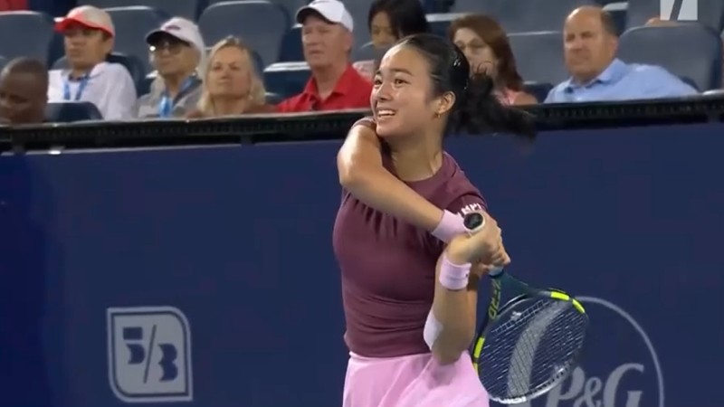 EALA BOWS OUT IN LATE-NIGHT CINCINNATI MARATHON AGAINST WORLD NO. 10 ANISIMOVA