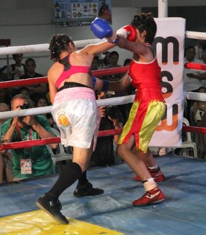 ABANIEL WINS HER SECOND WORLD TITLE WITH FOURTH ROUND STOPPAGE