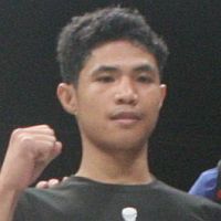 CEBU CITY -- Nonito Donaire Sr&#39;s up and coming boxer Joebert Alvarez (12-0-1, 5KO) is set to tangle with former WBO world champion Moises Fuentes (16-1-1, ... - joebert.alvarez.01.200x200